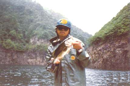 Mr. Masamichi Yamada caught this 17-3/4" bass June 23, 1982 with a plastic worm on Lake Ikehara.