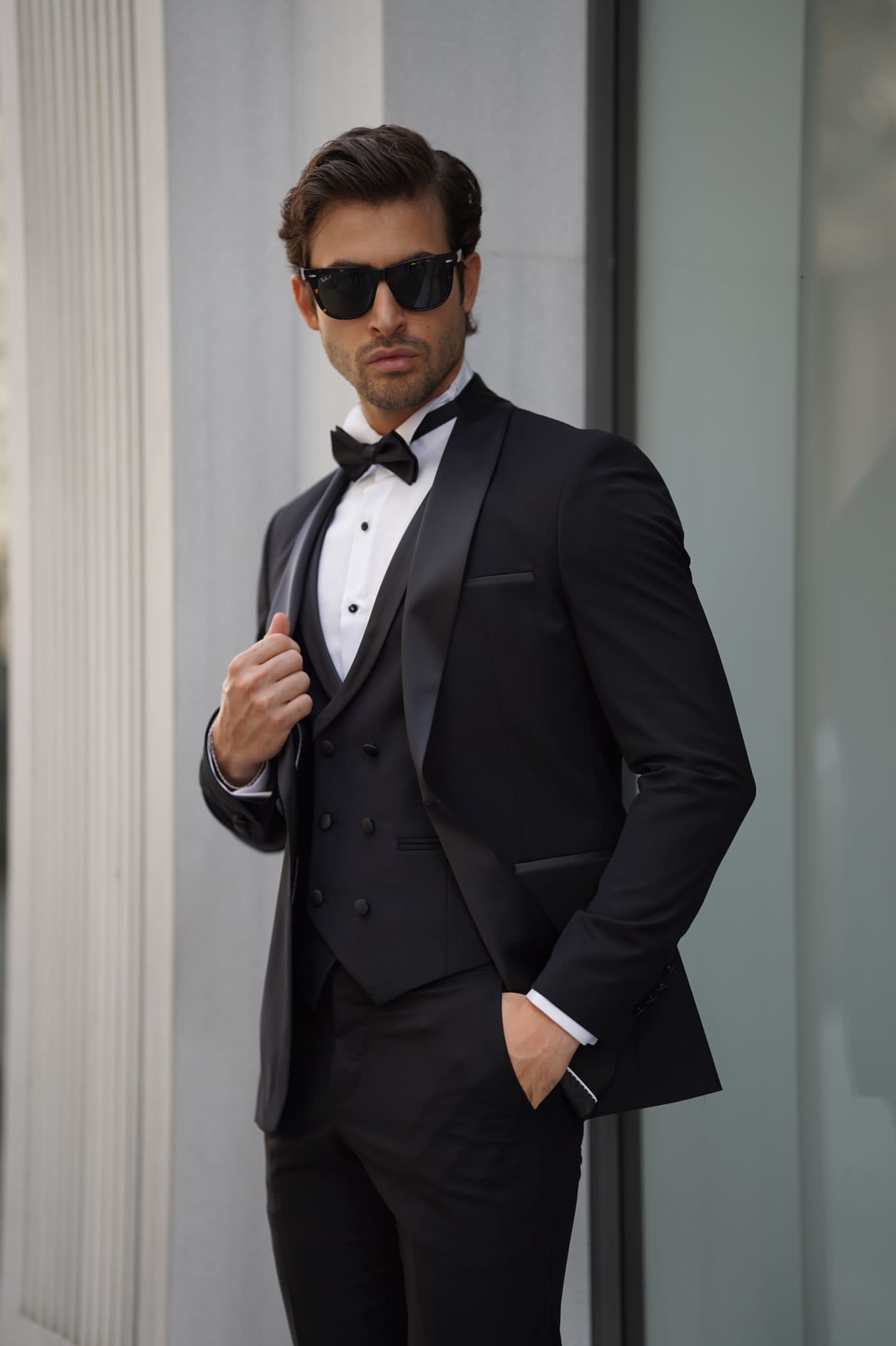 Daniel Slim-fit Shawl Collar Black Tuxedo – BRABION