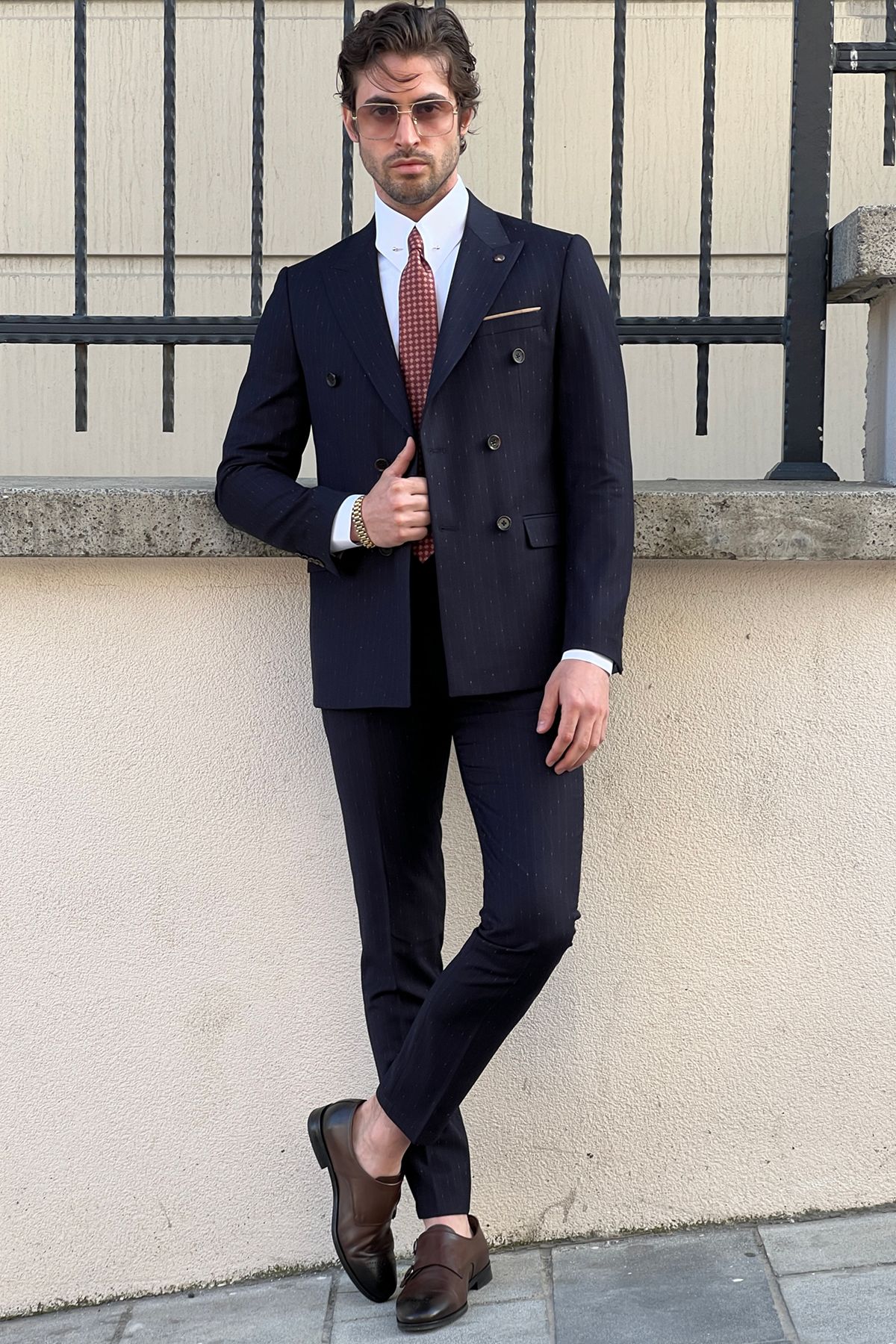 Daniel Double Breasted Navy Blue Wool Suit – BRABION