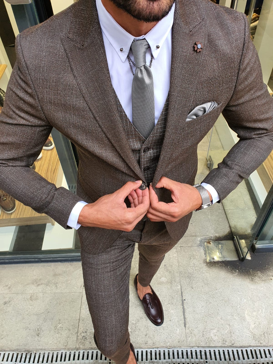 Mobile Brown Slim Fit Patterned Suit – brabion