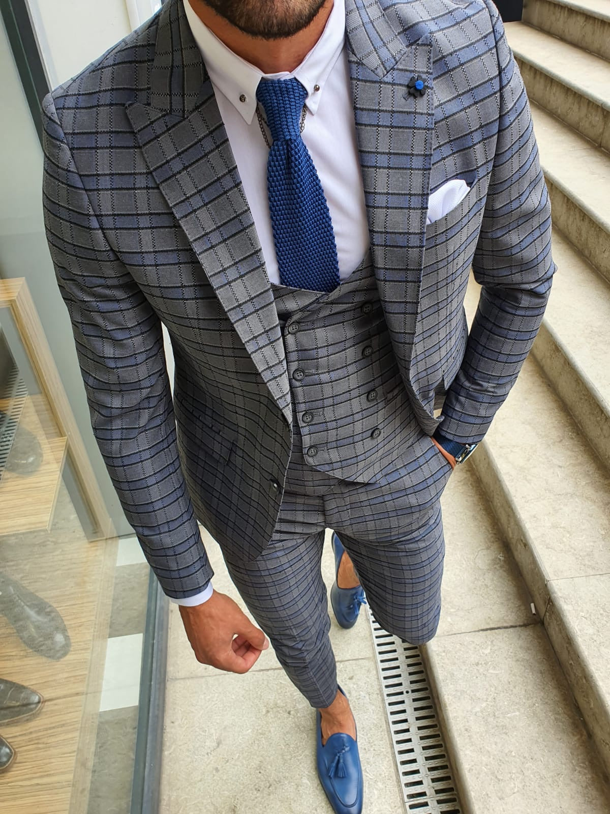 Mobile Gray Slim Fit Plaid Suit – BRABION