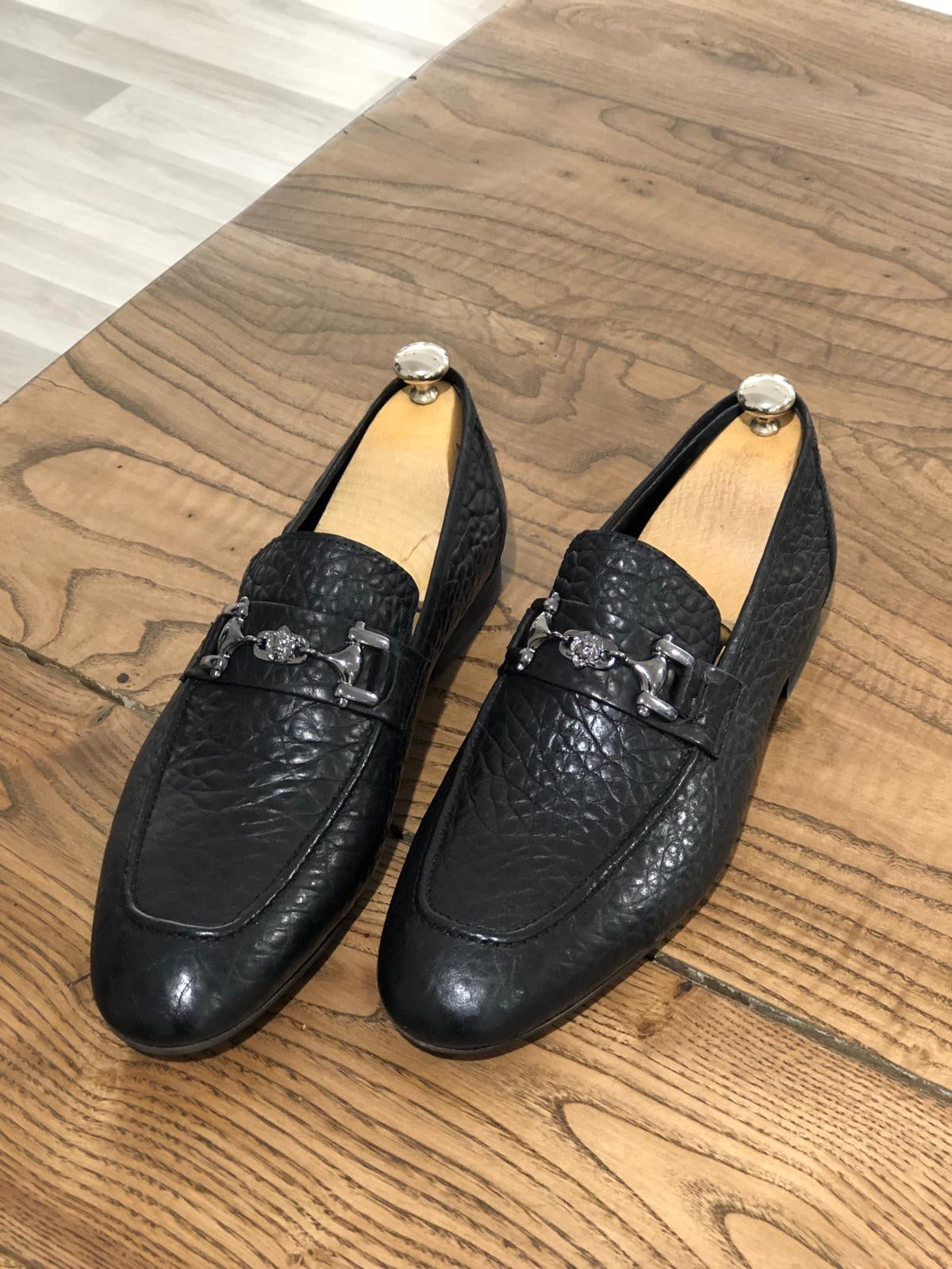 Ferrar Buckled Black Leather Loafers – BRABION