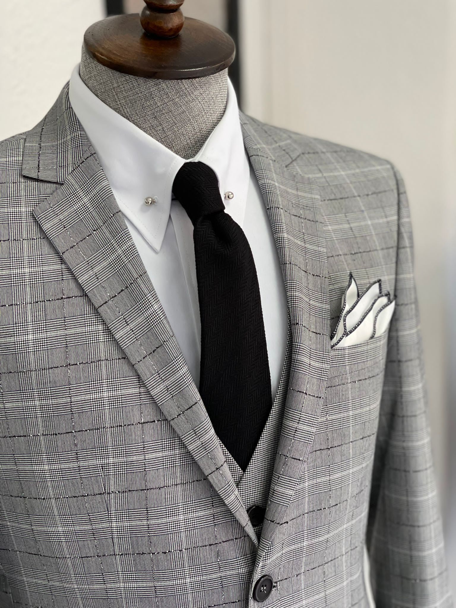 Toros Gray Slim Fit Notch Lapel Plaid Wool Suit – BRABION