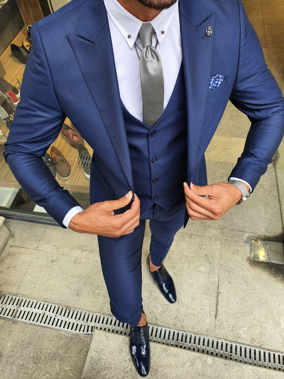 Montgomery Sax Slim Fit Suit – BRABION