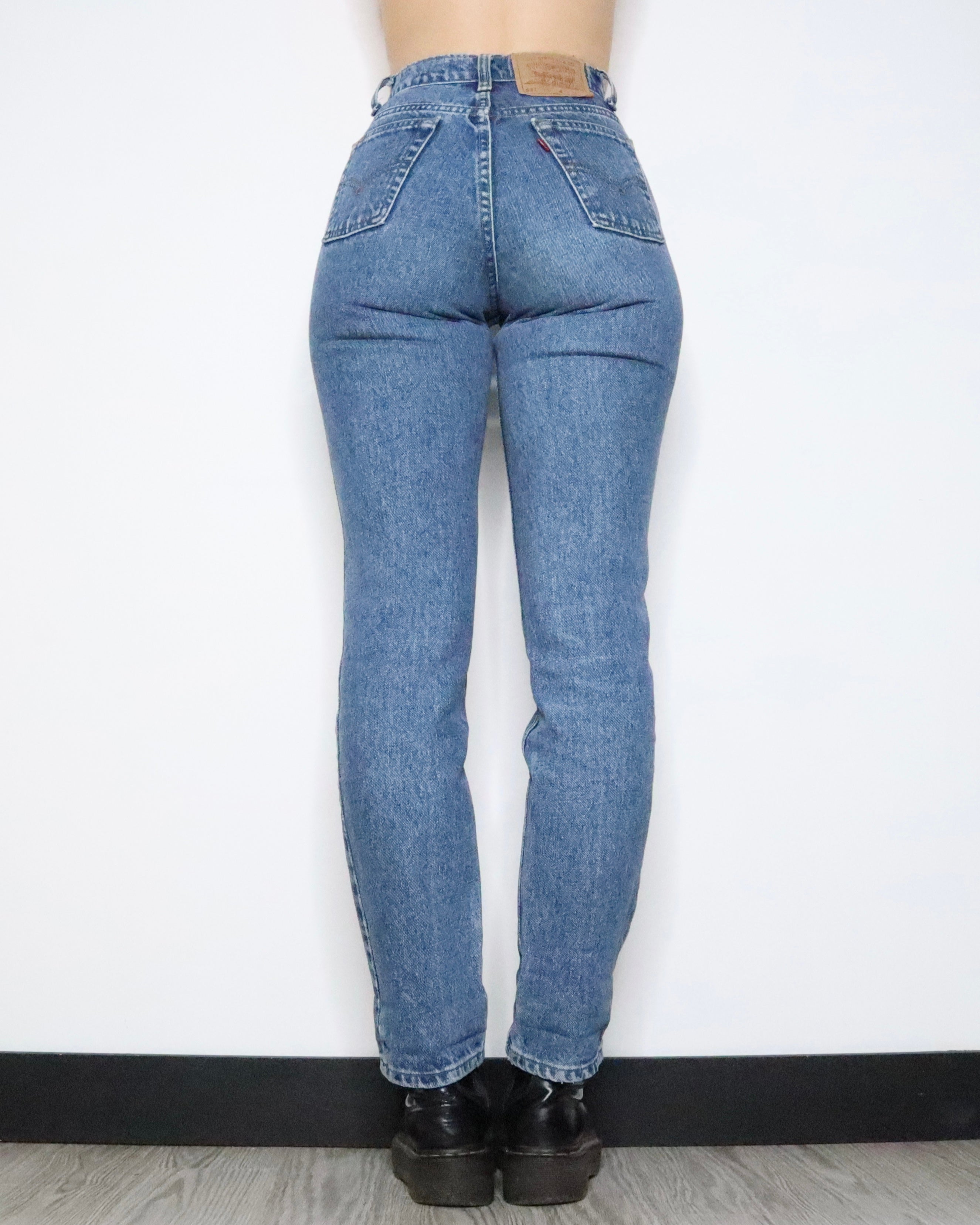 High Waisted Levi's Jeans (Small) - Imber Vintage