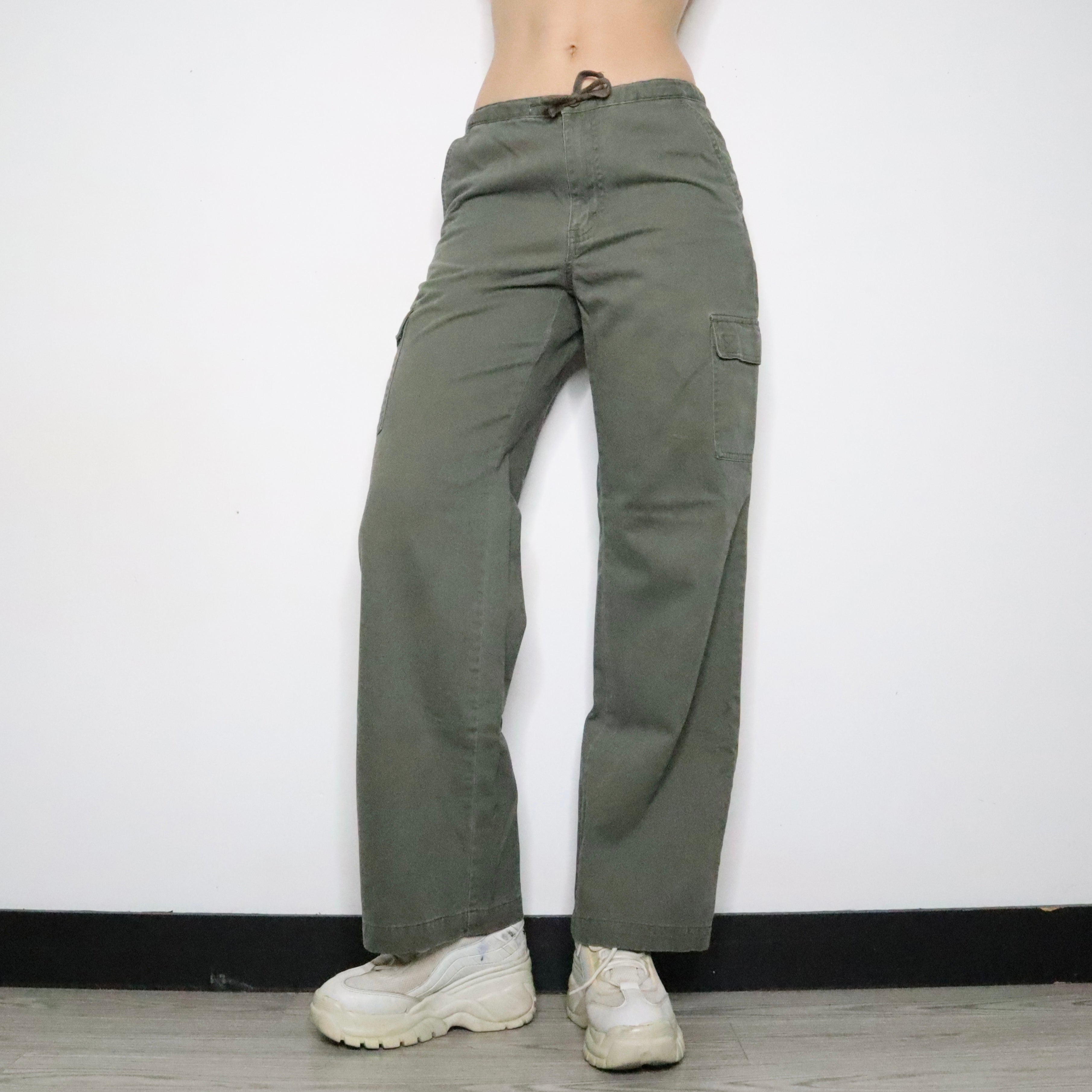 Levi's Green Cargo Pants (S-M) - Imber Vintage
