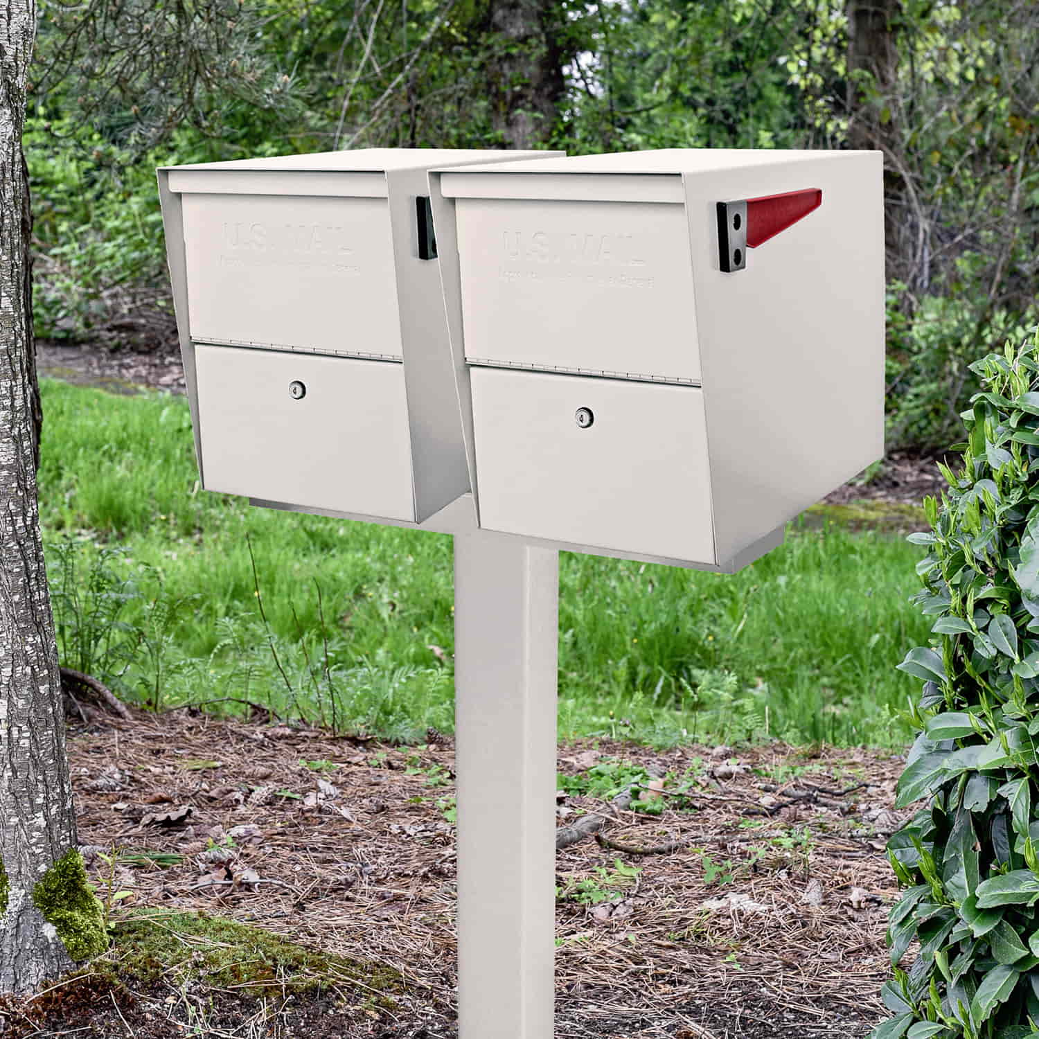 mailbox with lock