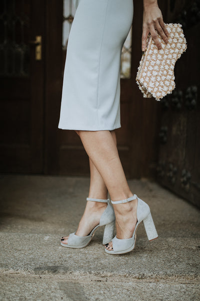 BRIDALADA CON SANDALIAS BABY BLUE DE JUST-ENE 