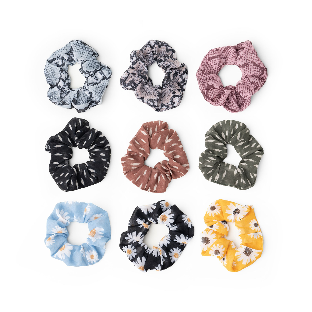 Lijm Continentaal Pijnboom Buns Out Scrunchie Set - Assorted from Olivia Moss – Urban General Store