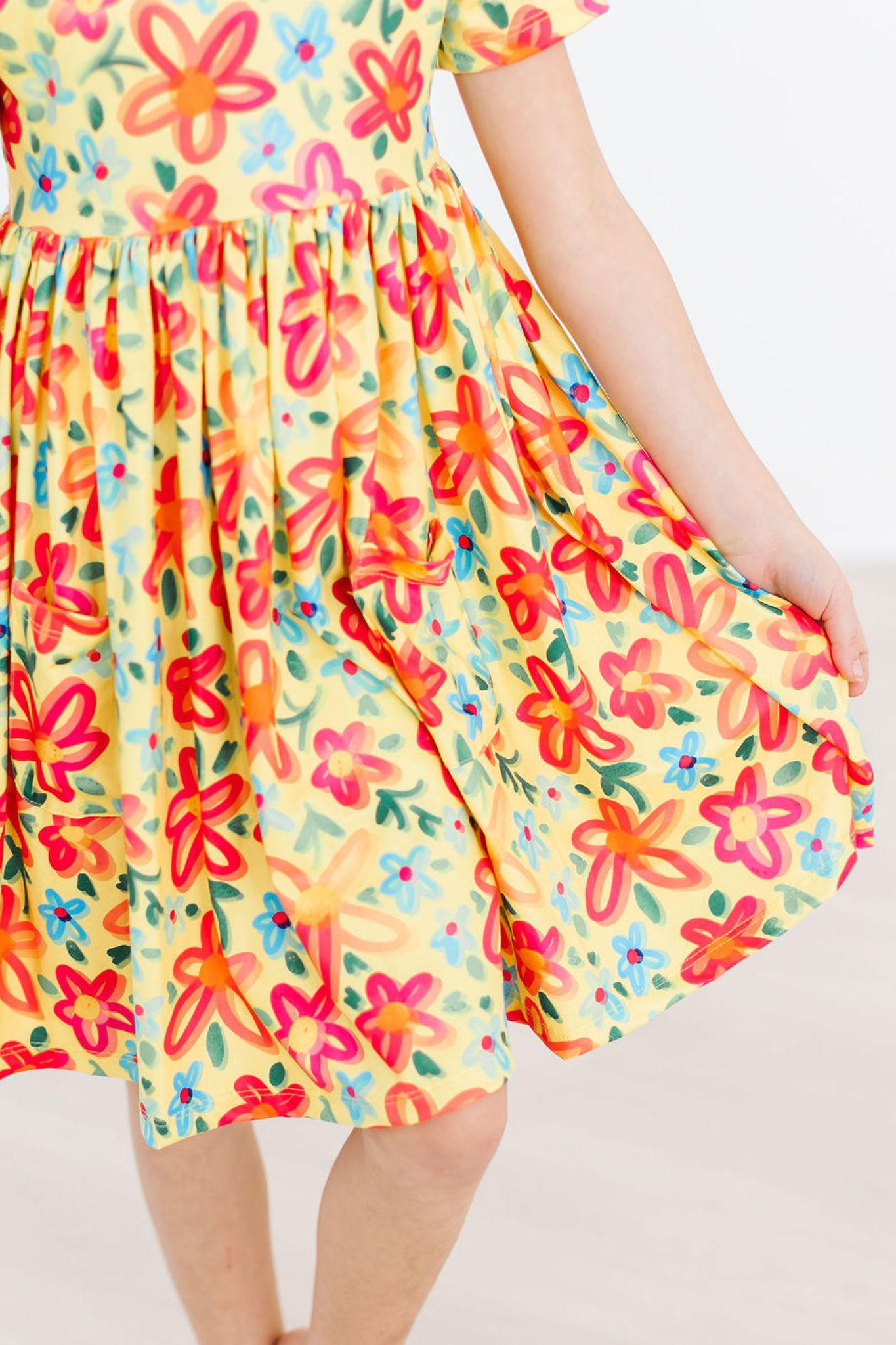 Spring Dandelion Floral S/S Pocket Twirl Dress