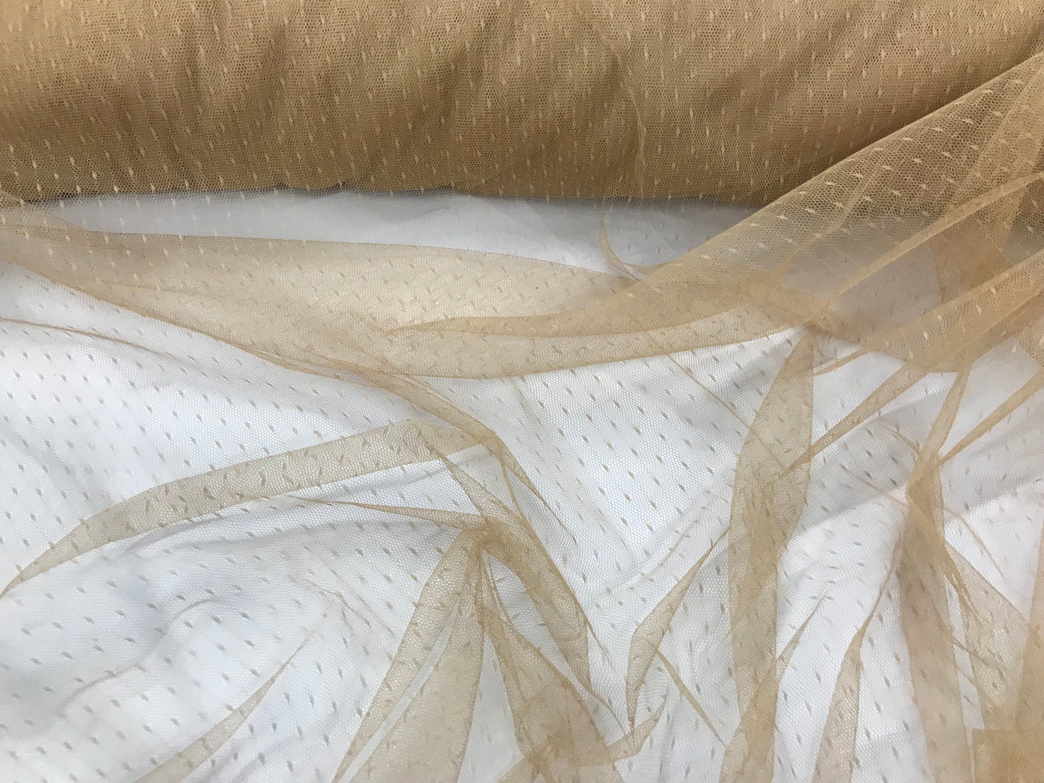 English Netting - Champagne - Mesh Net Fabric For Bridal Veil & Weddin ...