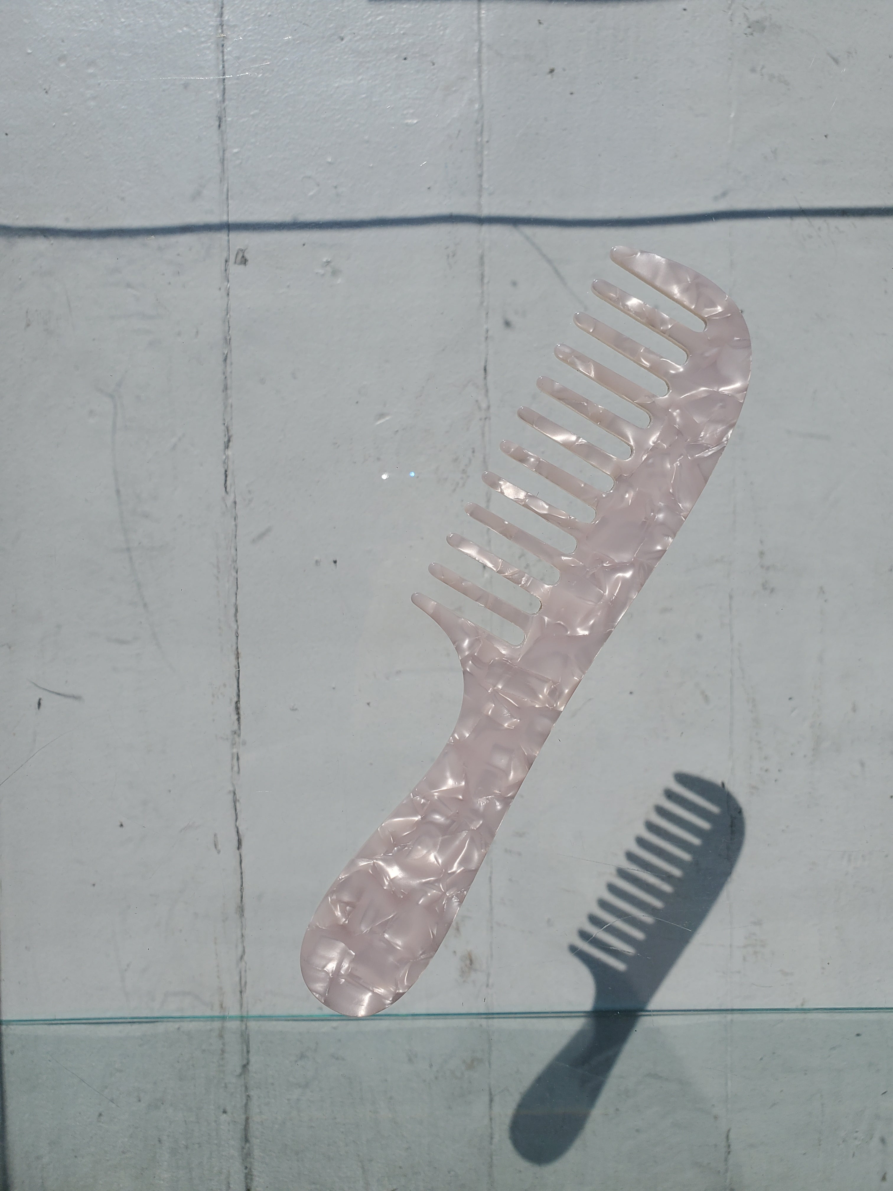 Handle Comb - Pearl