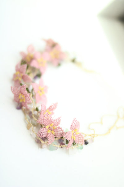 pink oya necklace