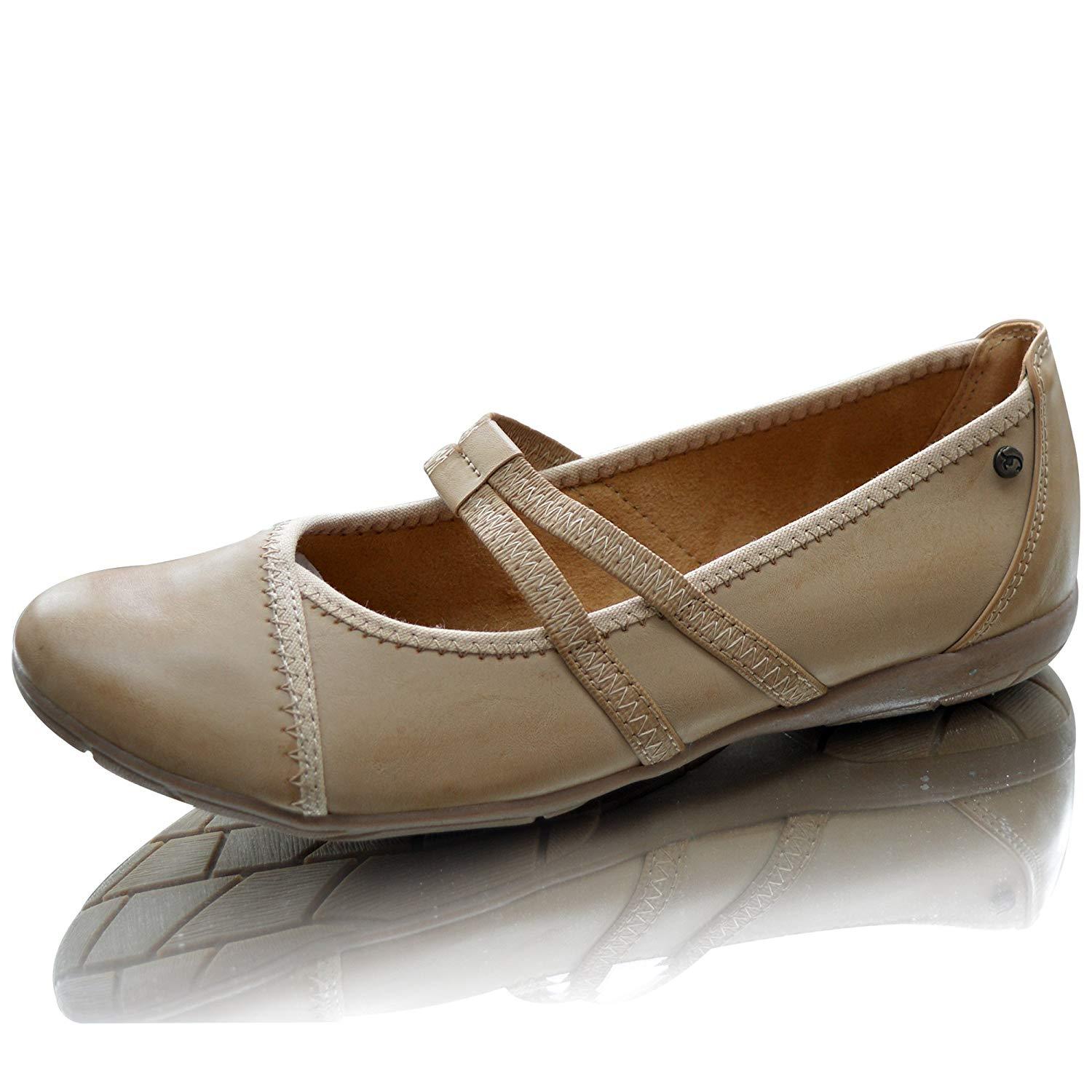 ladies flat walking shoes