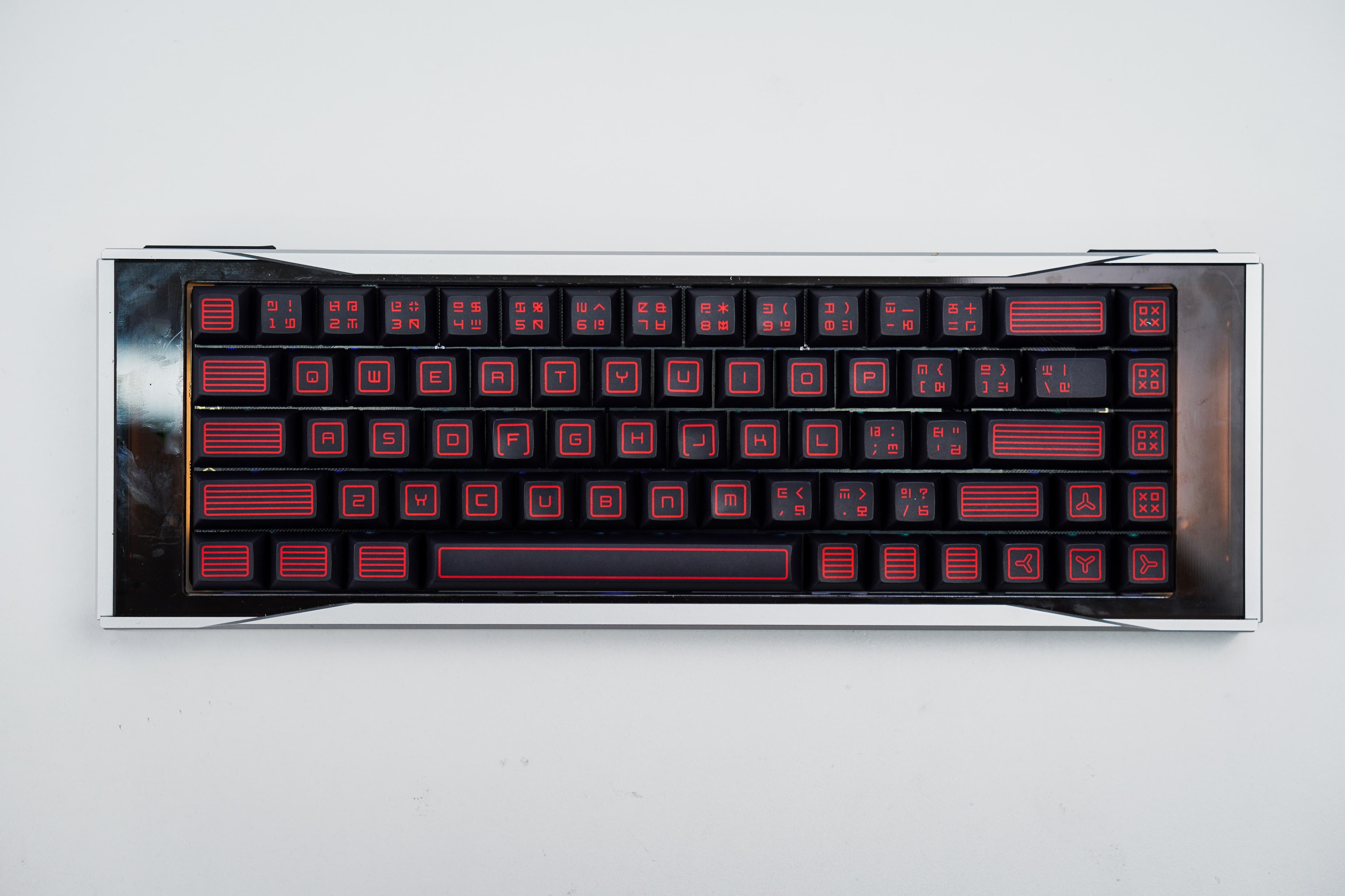 [In Stock] Lelelab Maxum 65 x KAM Command Prebuilt Ready to Use Keyboard Maxum 65 - TEA with warm white sidelights (Battery kit) + KAM Command Alphas + Modifiers / JWK Taro Bubble (+0) / Assembled