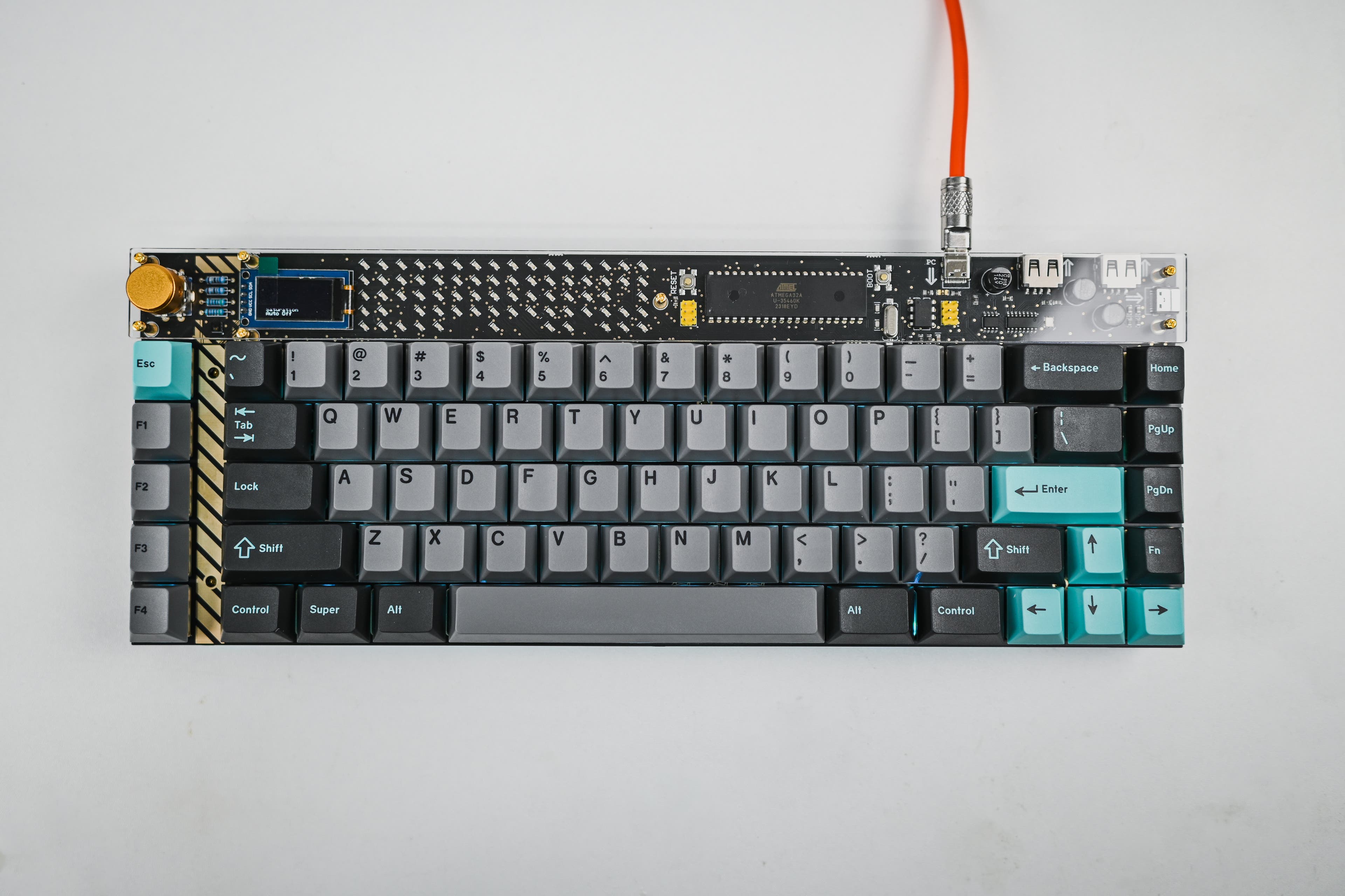 [In Stock] Lelelab Y2K 76 x GMK Electric PreBuilt Ready-to-use Keyboard Y2K 76 with GMK Electric Base / JWK Taro Bubble (+$0) / Assembled (+$20)