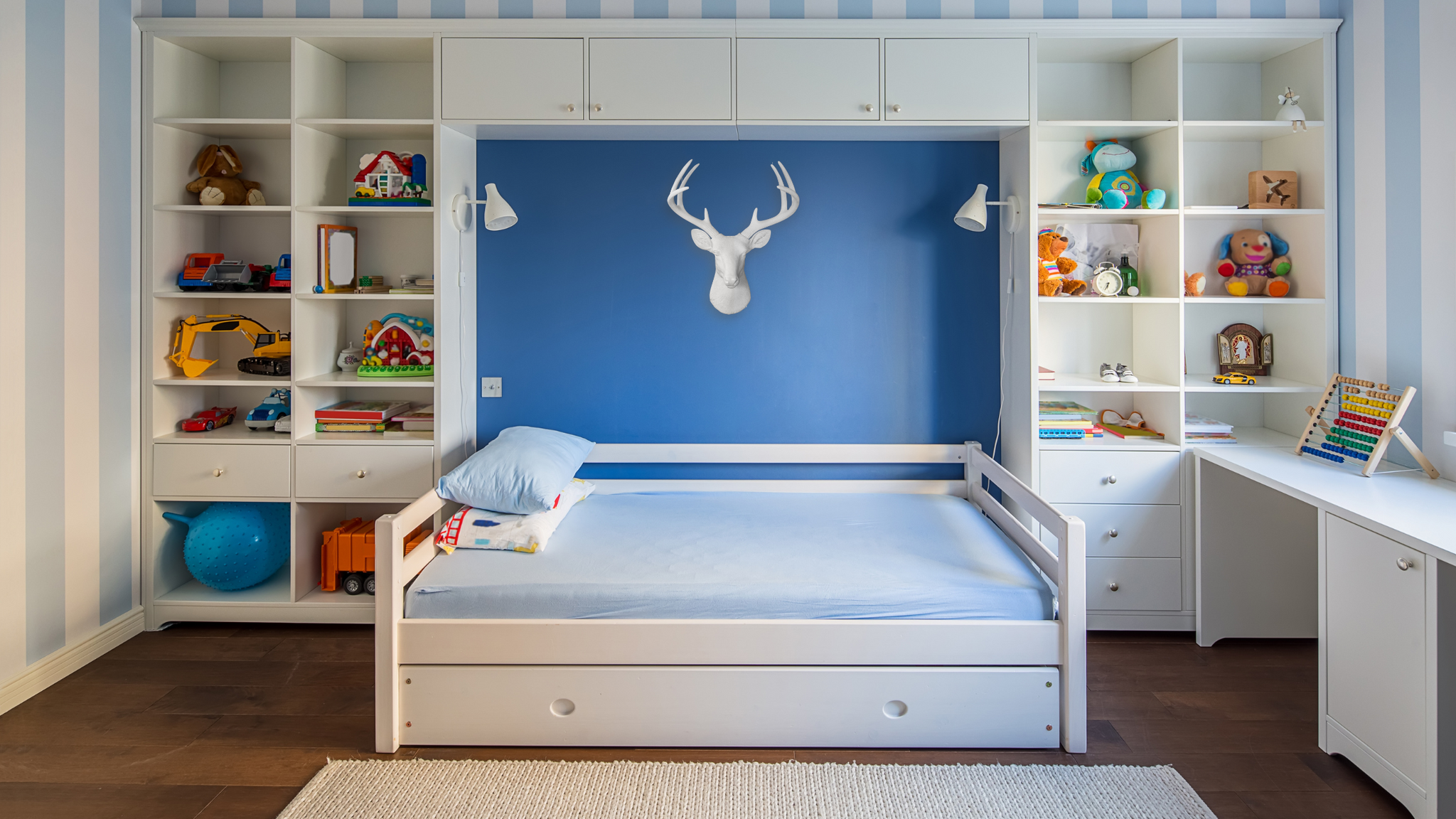 kids room storage with deer head