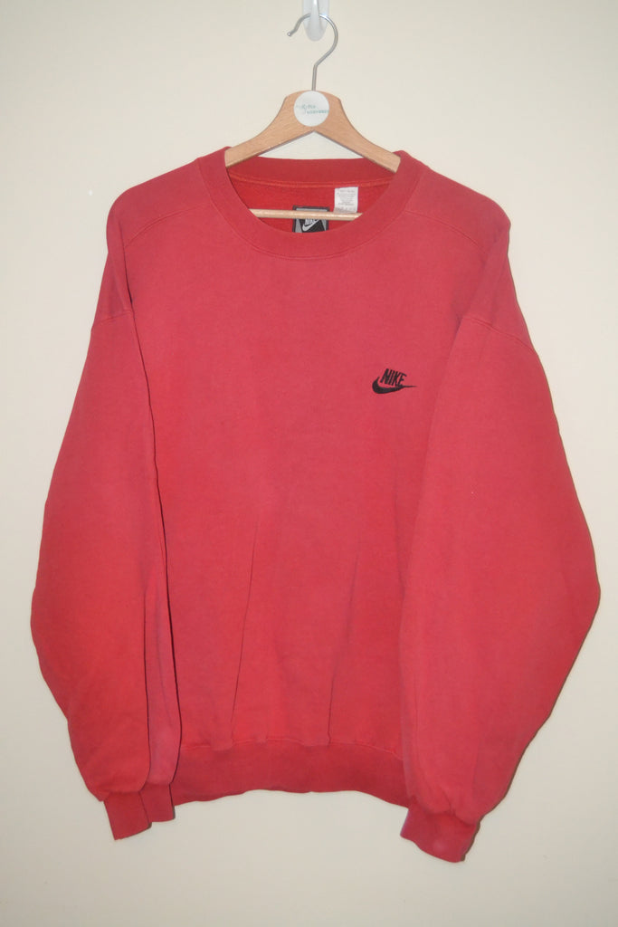 retro nike sweatshirt