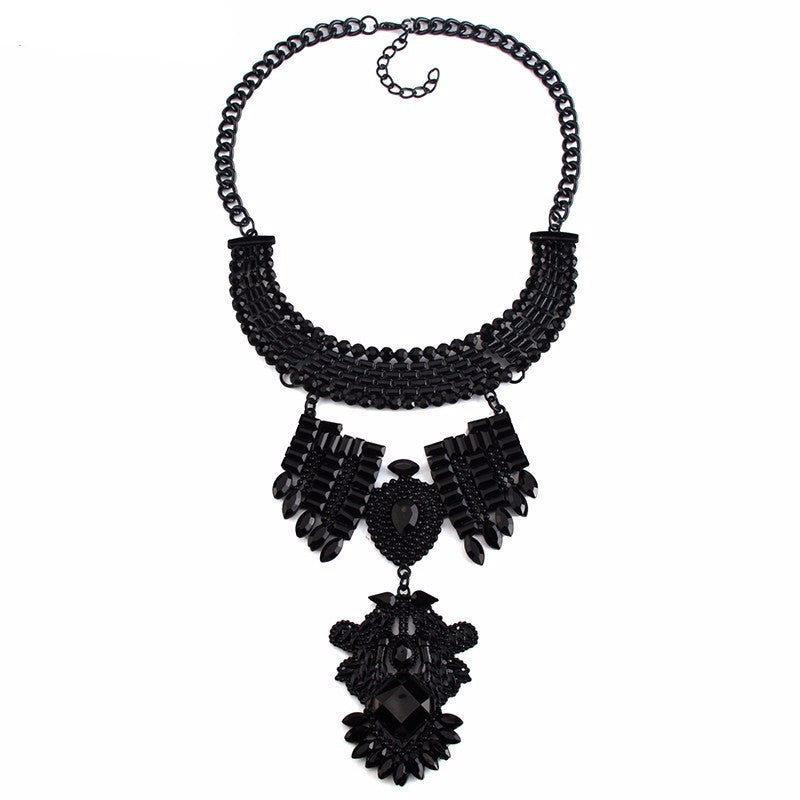 Exquisite Black Necklaces