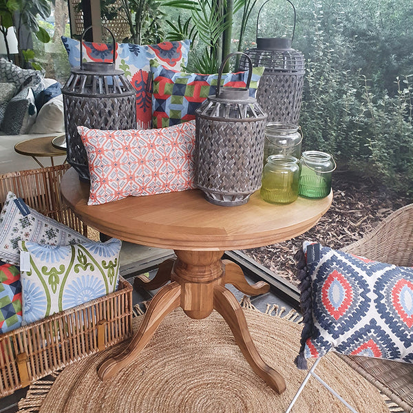 Salon Round Wooden Dining Table