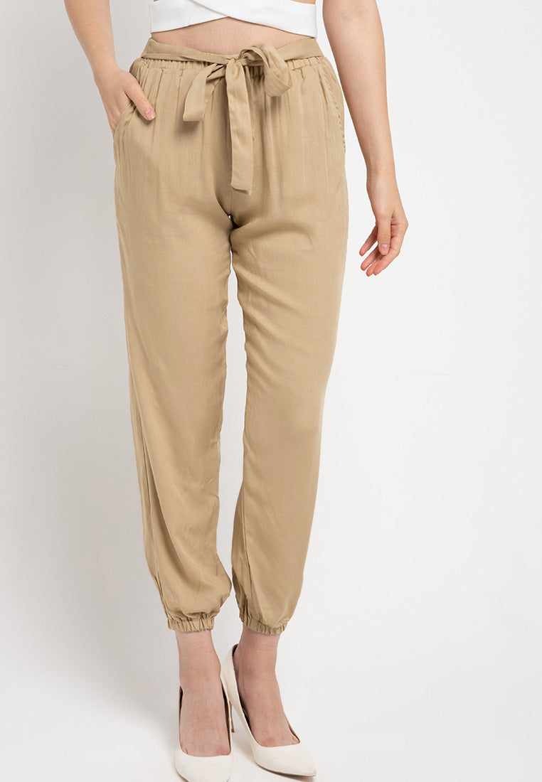 jogger pant beige