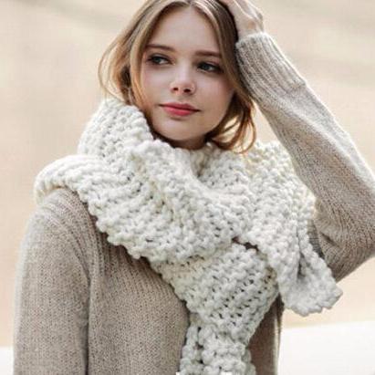 white knit scarf