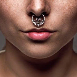 14g septum piercing