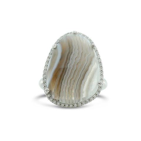 agate slice ring in 14k white gold prong set with a white diamond halo