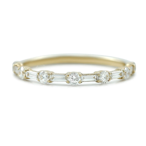 baguette and round diamond wedding band in 14k yellow gold