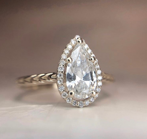 pear shaped custom diamond engagement ring