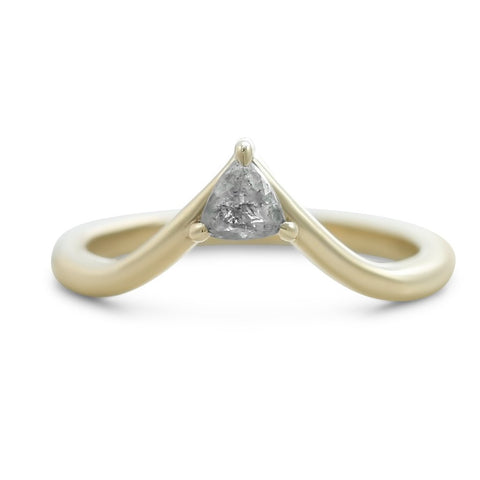 light triangular shaped gray diamond contour band in 14k yellow gold