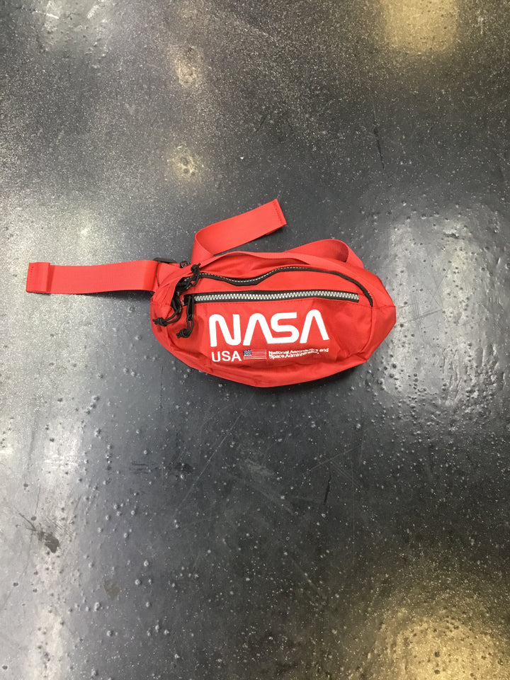 hudson nasa worm backpack