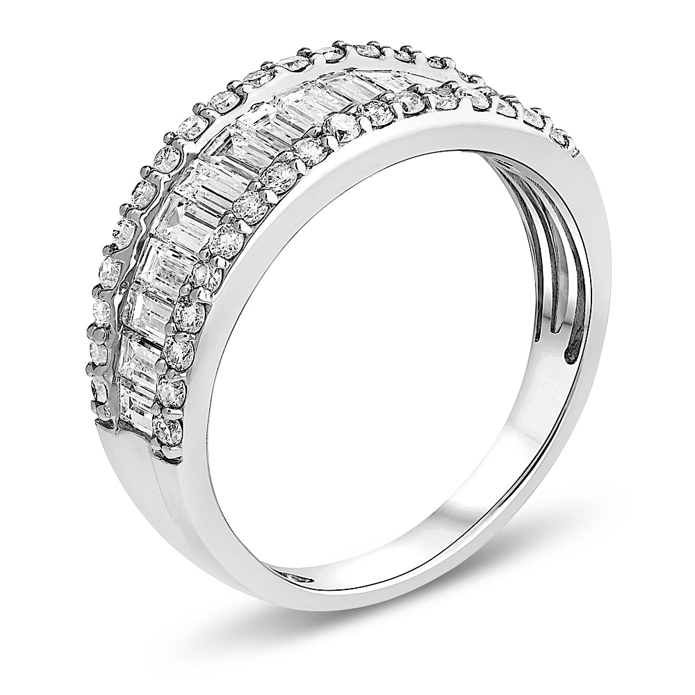 1.50ctw Fashion Diamond Wedding Band in 18k WG