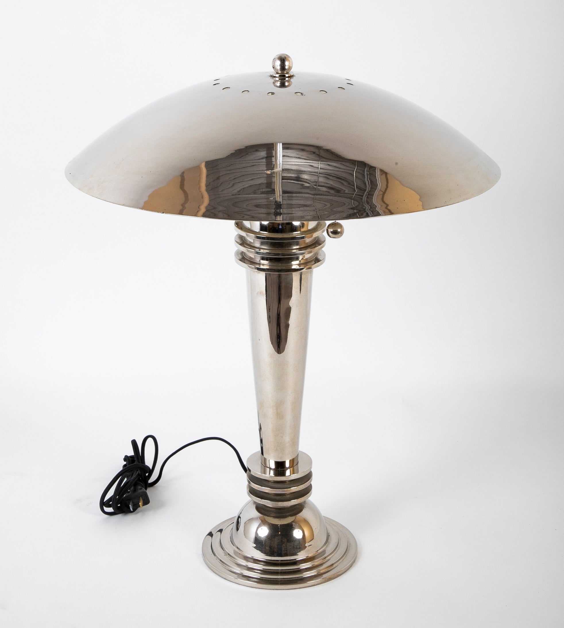 art deco style lamp