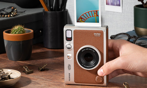 instax mini Evo café