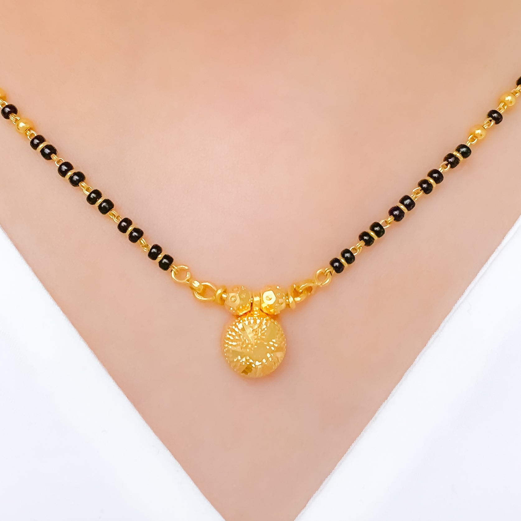 Chic Lightweight Thali Mangalsutra – Andaaz Jewelers