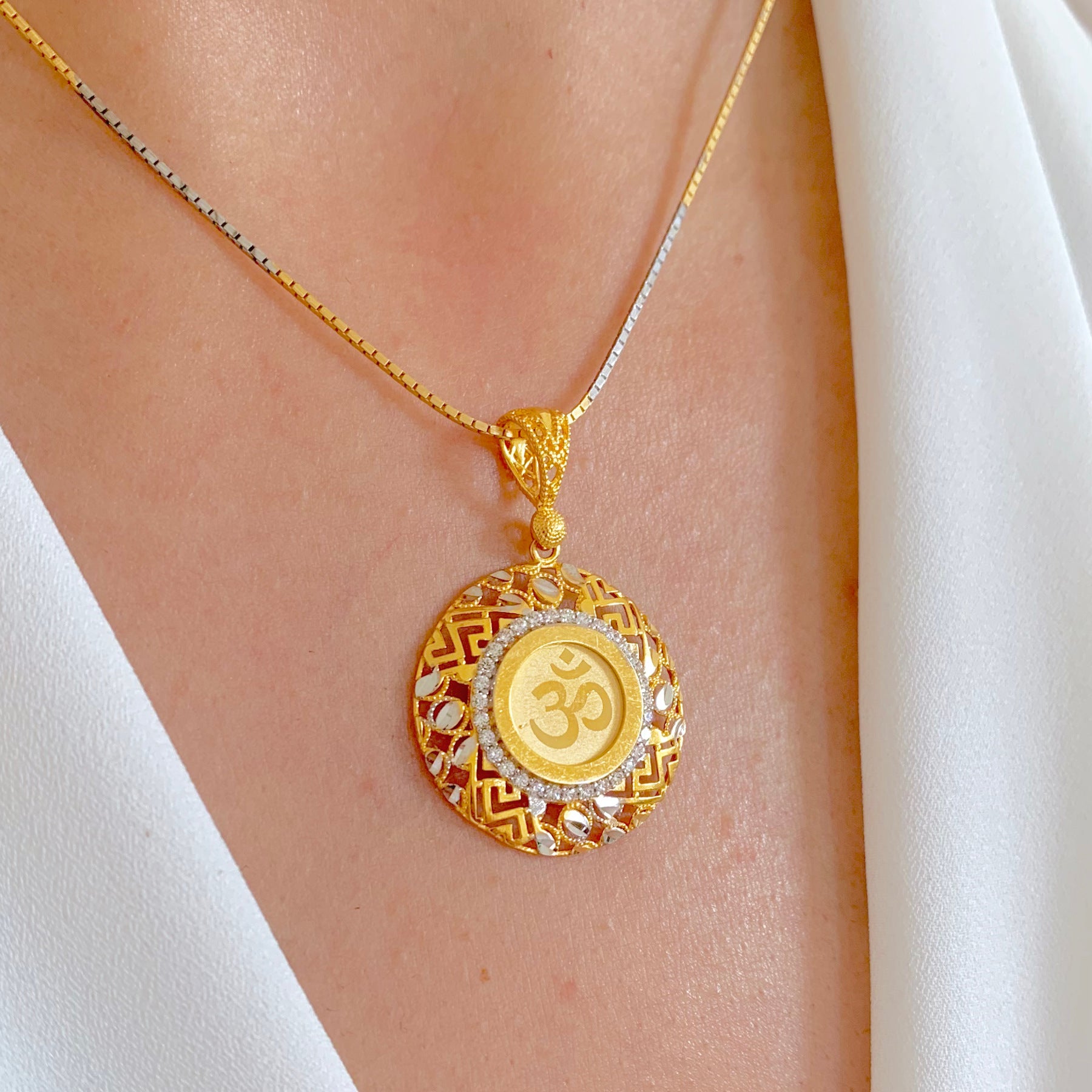 stylish om locket