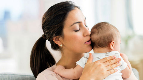 Como calmar a un bebe que llora mucho