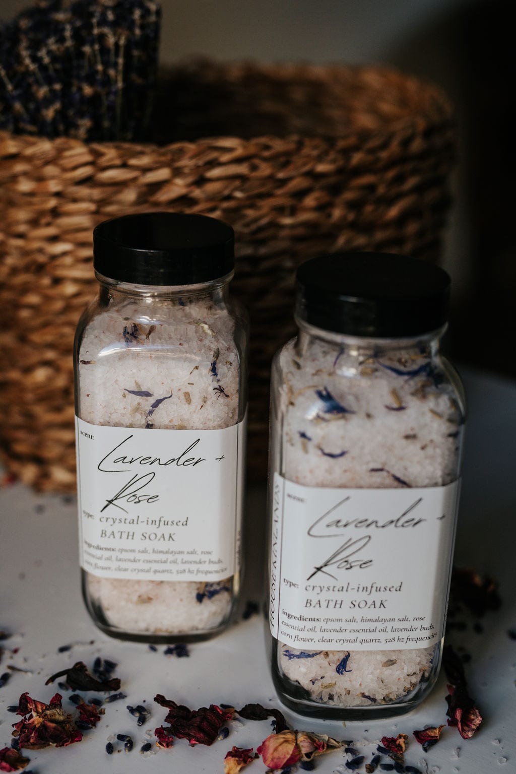 https://cdn.shopify.com/s/files/1/1682/8513/files/self-goddess-personal-care-lavender-rose-bath-soak-43147476926740_1024x1536.jpg?v=1697661110