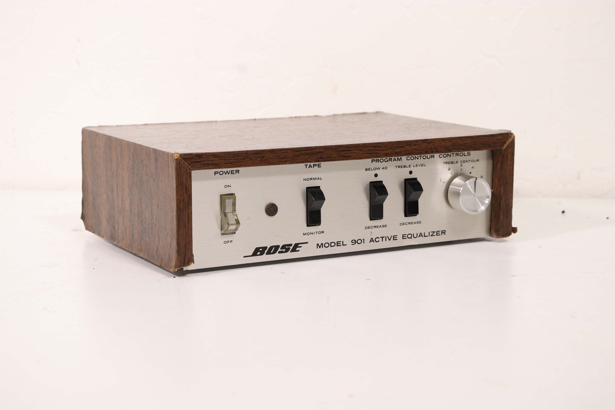 Bose 901 Active Equalizer Vintage With Wood Case (NOT WORKING)