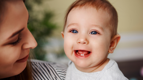 When Do Infants Start Teething? Understanding the Timeline and Easing the Process with Baby Teething Tea