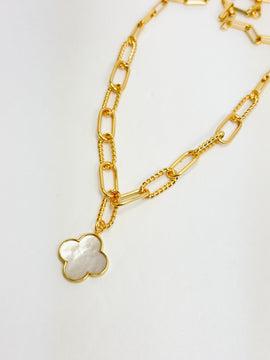 Gold Link Charm w/ Pearlized Clover Charm