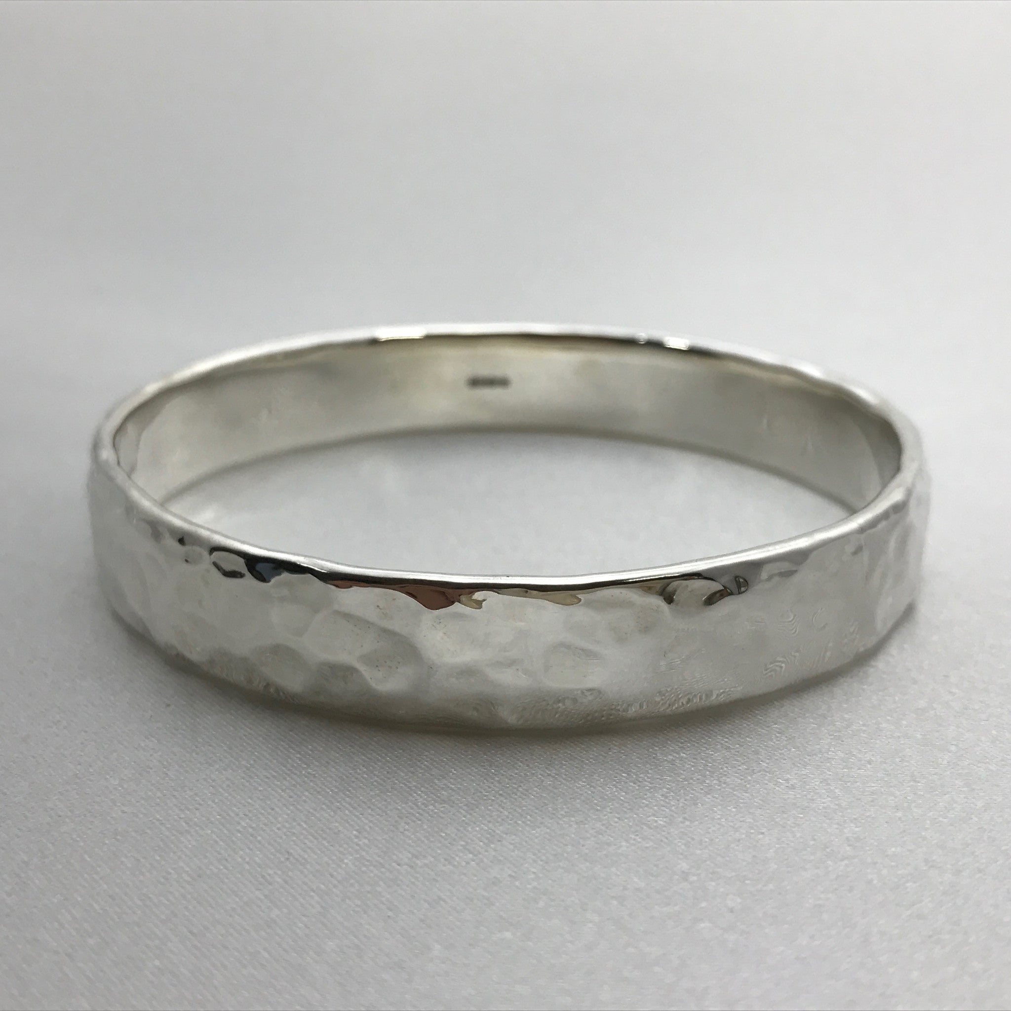 Hammered Silver Bangle - TBJoux