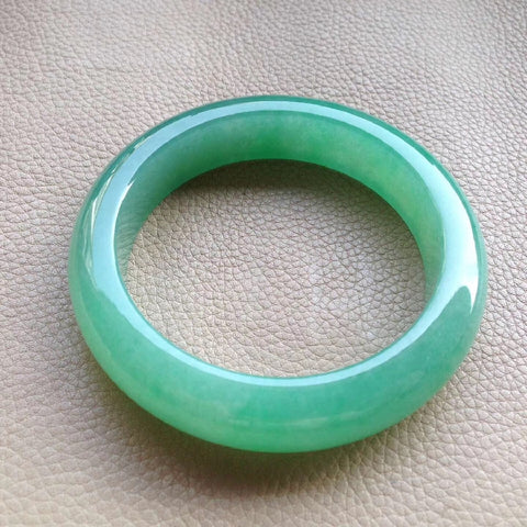 Natural jade bangle jadeite bangle