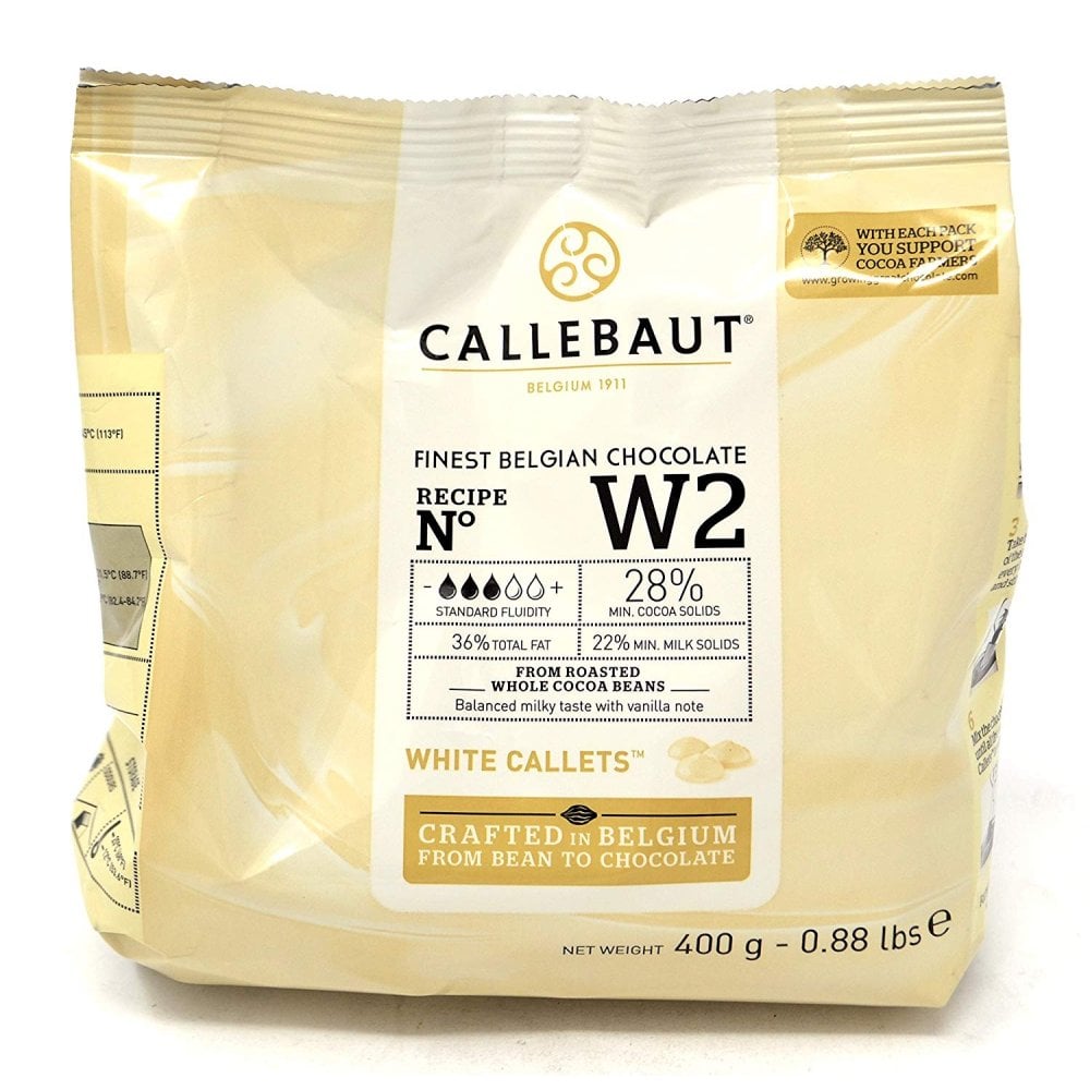 Бельгийский шоколад callebaut купить. Callebaut Finest Chocolate w2 28%. Каллебаут w2 белый. Белый шоколад Каллебаут. Шоколад Callebaut пачка.