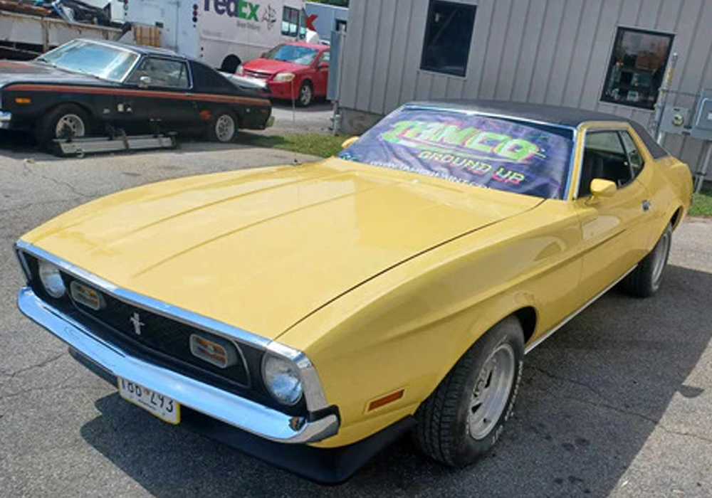 Tamco OEM Ford Medium Bright Yellow on 1972 Mustang