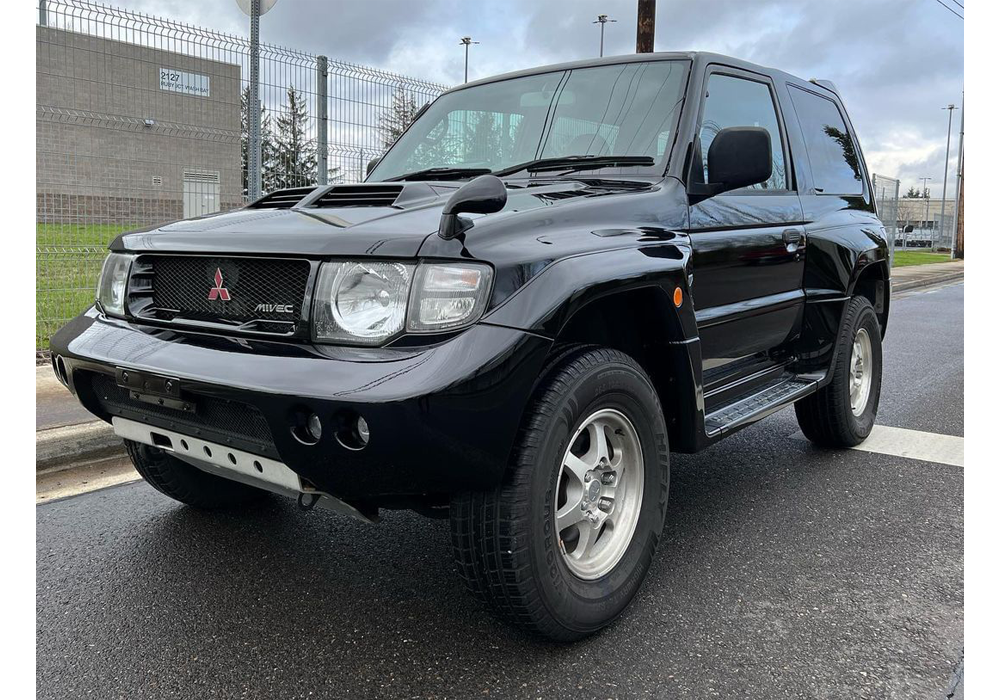 Truly Black Drop-In Pigment on Mitsubishi Pajero Evo