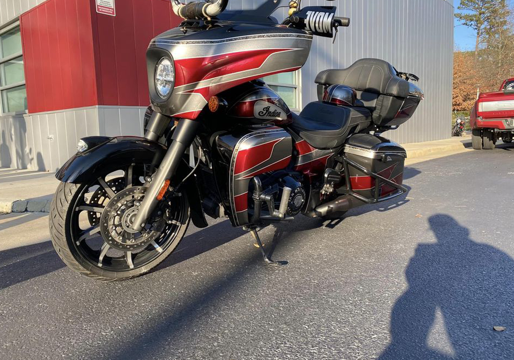 Diamond Red Dry Pearl on 2022 Indian Roadmaster