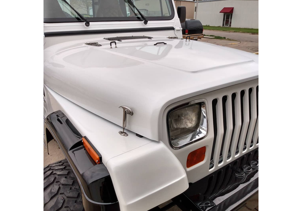 Blizzard Of Ozz ‘White’ Pearl Series on Jeep