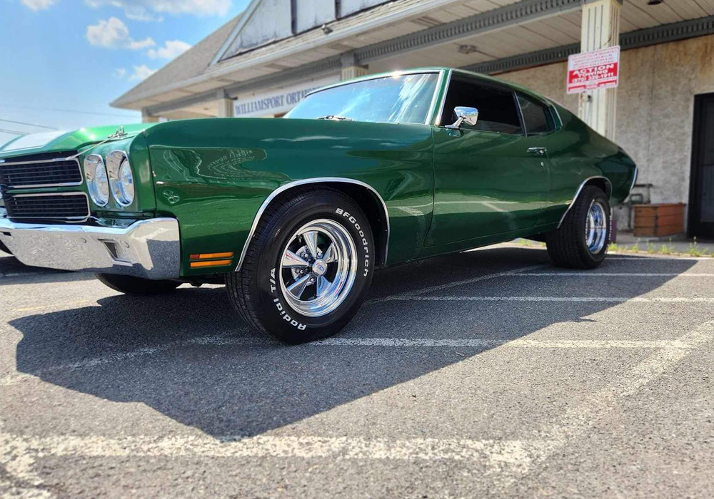 Shamrock Green Custom Color on Chevrolet Chevelle SS